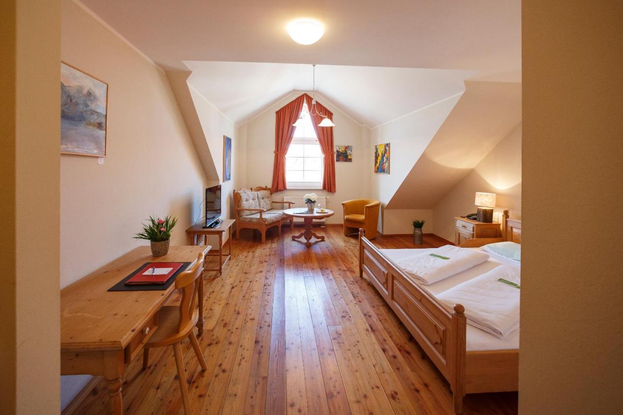 Il Plonner - Hotel Restaurant Biergarten Weßling Zewnętrze zdjęcie